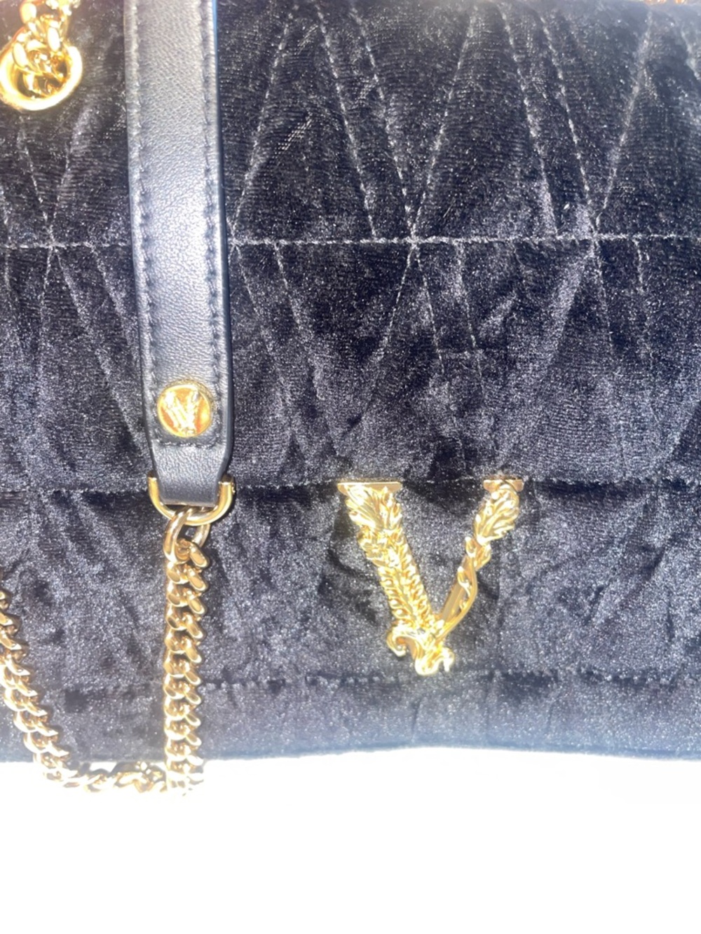 Versace Black Quilted Velvet Shoulder Bag with Gold V and Gold Hardware Chain - Picture 11 of 17